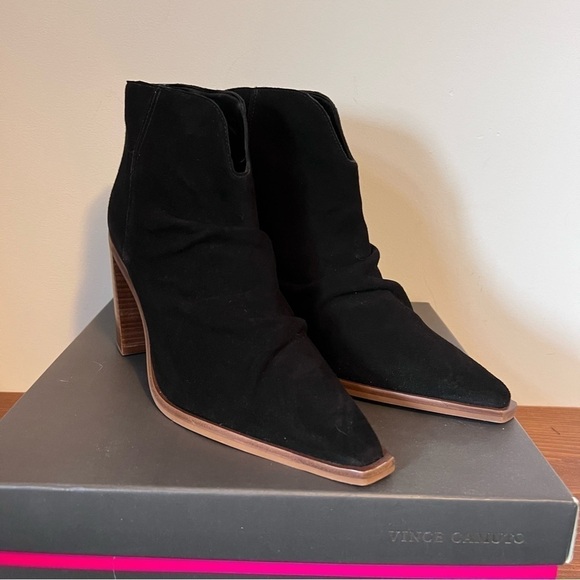 Vince Camuto Wenmina Black Suede Heel Pointed Modern Western Bootie NEW - Picture 3 of 14